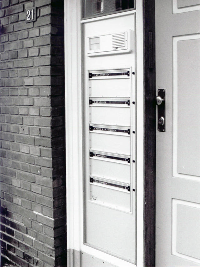 Allux PC1 - zonder slot Door RAL 9006 met aluminium deur